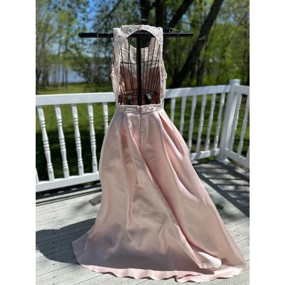 Women's Xscape Pink Prom Dress Size 4 - Picture 3 of 5